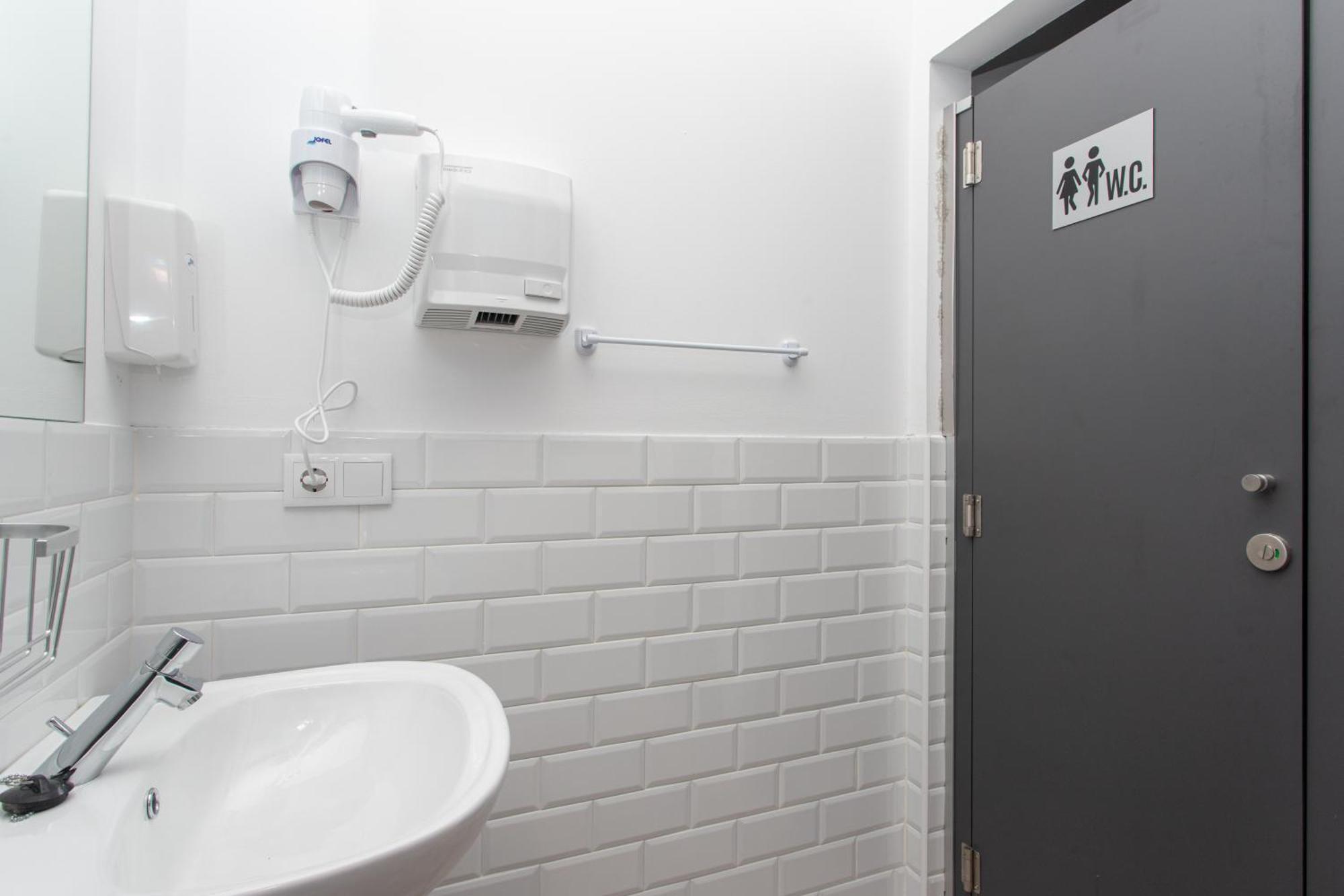 Albergue Hostel リャネス エクステリア 写真
