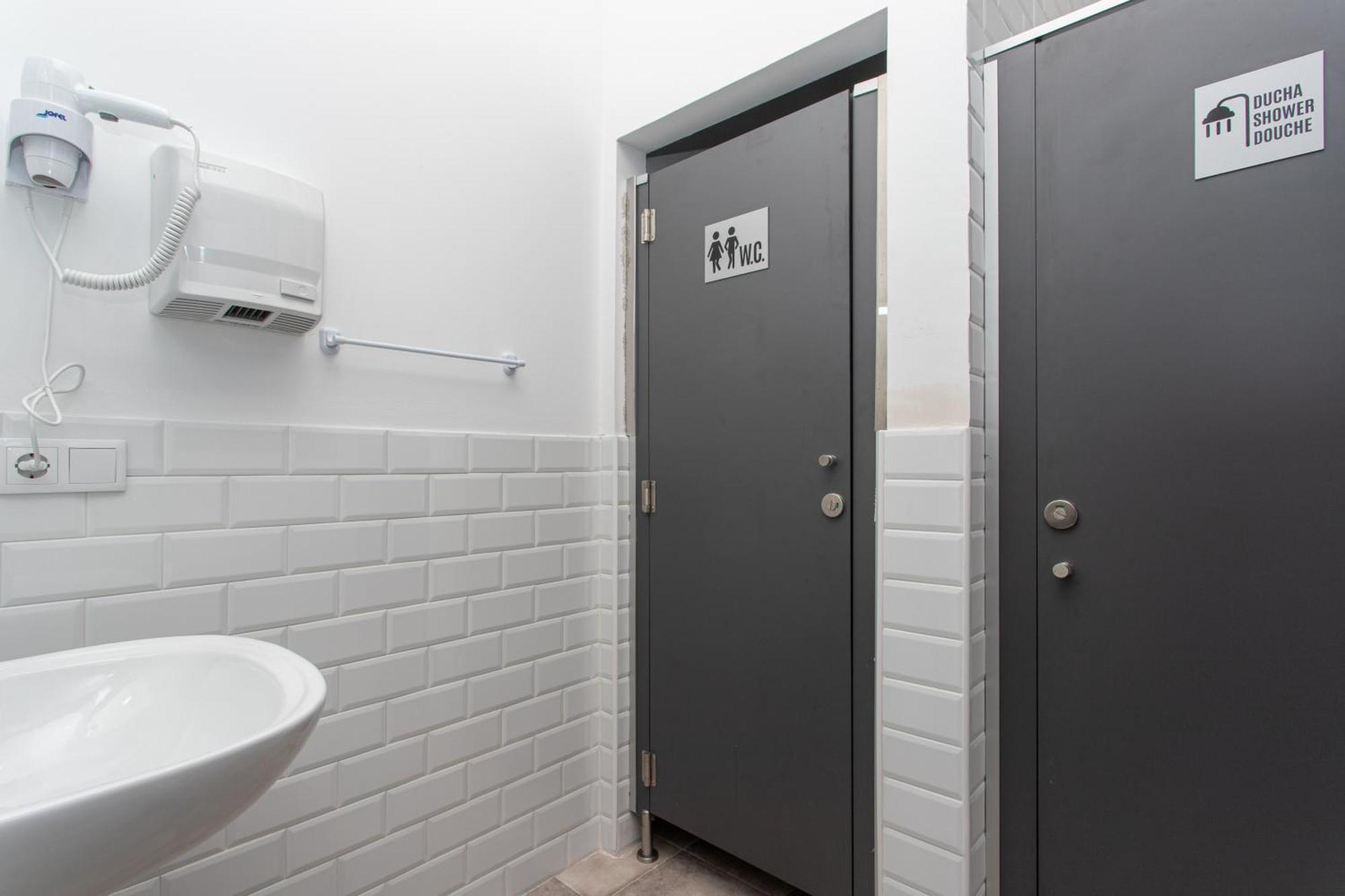Albergue Hostel リャネス エクステリア 写真